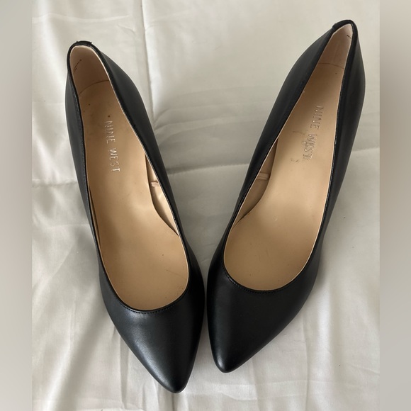 Nine West Shoes - Nine West Black Leather Pointed-Toe Pumps